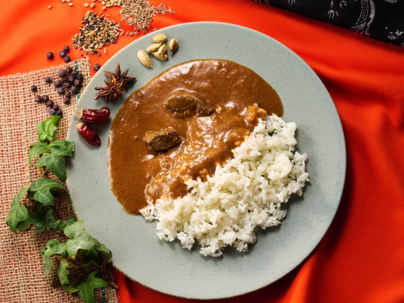 至極の鹿肉フレンチカレー　２食セット（レトルト）山梨県産ジビエ【常温便】